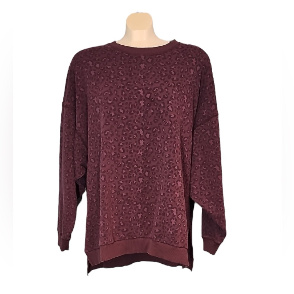 💚 American Eagle Burgundy Leopard Sweatshirt, Size L